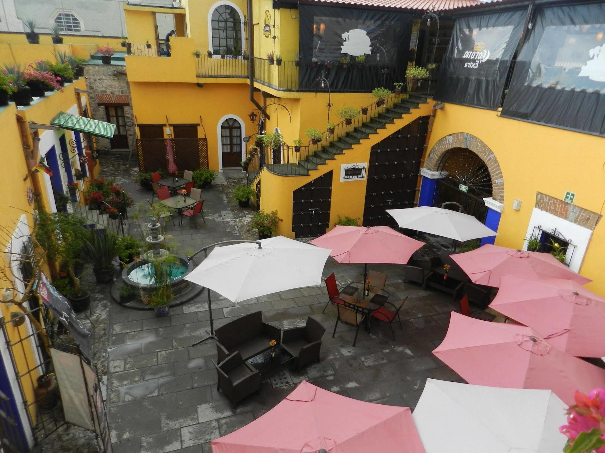 فندق Collection O Al Otro Lado Del Rio, بويبلا المظهر الخارجي الصورة Patio of the restaurant